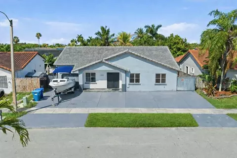 17036 SW 144 Ct, Miami, FL 33177