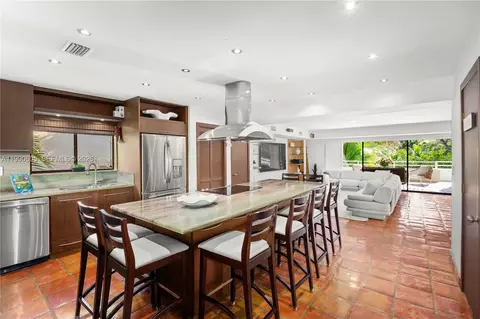 Kitchen - 3520 Rockerman Rd, Miami, FL 33133 photo 4 of 5
