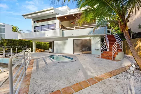 Exterior - 3520 Rockerman Rd, Miami, FL 33133 photo 7 of 10