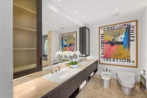 Bath - 3520 Rockerman Rd, Miami, FL 33133 photo 1 of 10