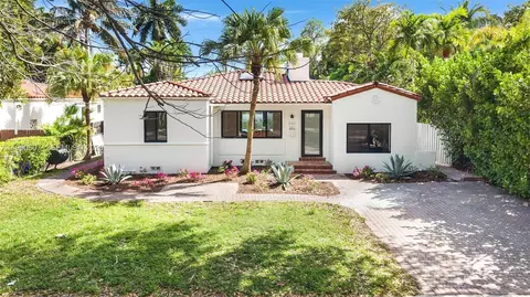 880 NE 72nd Ter, Miami, FL 33138