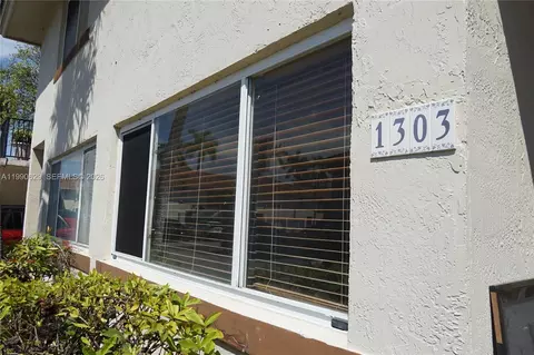 331 NW 82nd Ave #1303, Miami, FL 33126