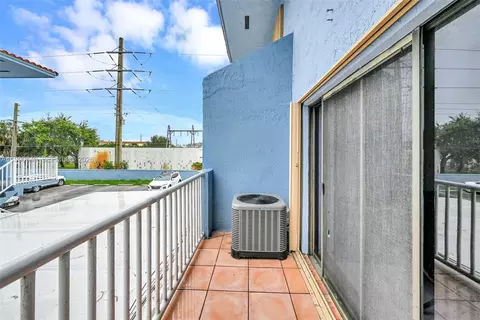 Other - Undisclosed, Hialeah, FL 33014 photo 5 of 5