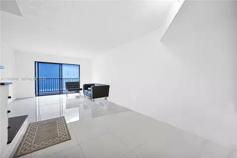 Living - Undisclosed, Hialeah, FL 33014 photo 4 of 5