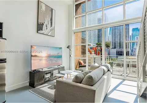 253 NE 2nd St #617, Miami, FL 33132