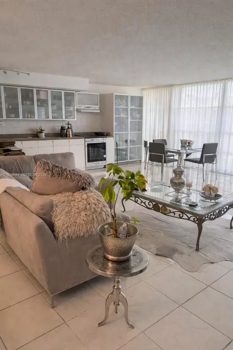 701 Three Islands Blvd #510, Hallandale Beach, FL 33009