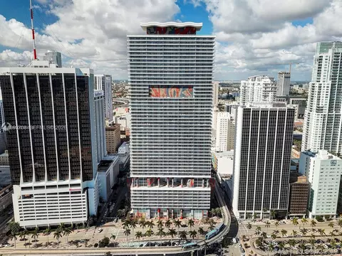 50 Biscayne Blvd #2205, Miami, FL 33132