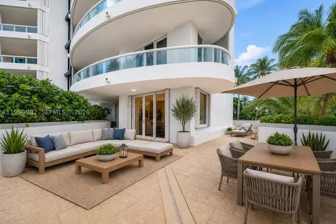21050 Point Pl #401, Aventura, FL 33180