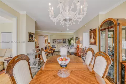 Dining - 888 Brickell Key Dr #807, Miami, FL 33131 photo 3 of 5