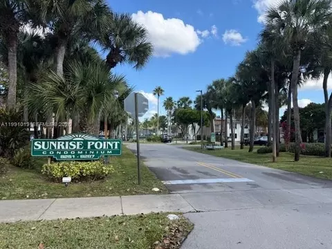 Undisclosed, Pinecrest, FL 33156