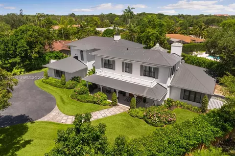 8521 SW 145th St, Palmetto Bay, FL 33158