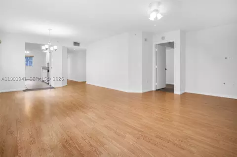 900 SW 142nd Ave #115L, Pembroke Pines, FL 33027