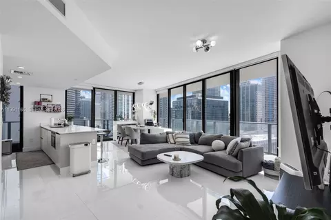 1300 S Miami Ave #1601, Miami, FL 33130