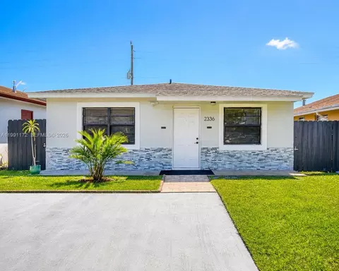 2336 Hope St, Hollywood, FL 33020