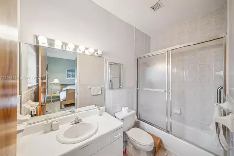 Bath - 9008 Collins Ave #402, Surfside, FL 33154 photo 3 of 7