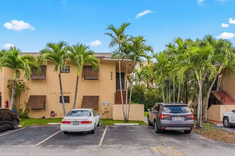 6854 NW 173rd Dr #210, Hialeah, FL 33015