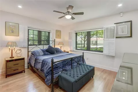233 Velarde Ave, Coral Gables, FL 33134 photo 7