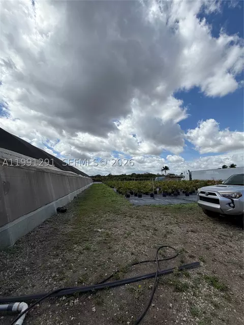 16301 SW 169 Ave, Miami, FL 33187