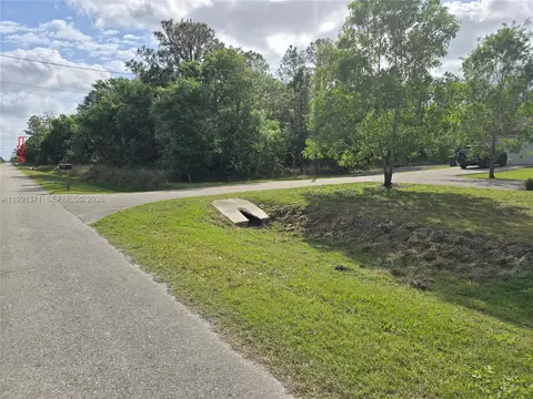 2844 70th Ave NE, Naples, FL 34120 photo 5