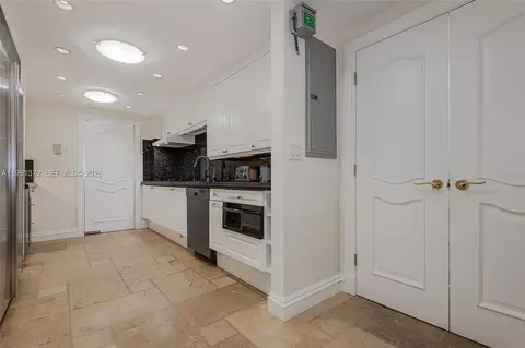 600 Grapetree Dr #9GN, Key Biscayne, FL 33149 photo 13