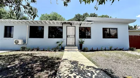 1352 NW 112th Ter, Miami, FL 33167