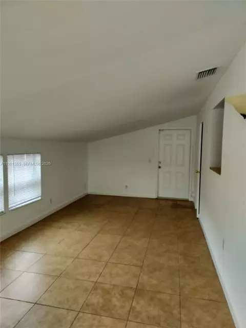 Living - 1223 Cherokee St, Jupiter, FL 33458 photo 1 of 2
