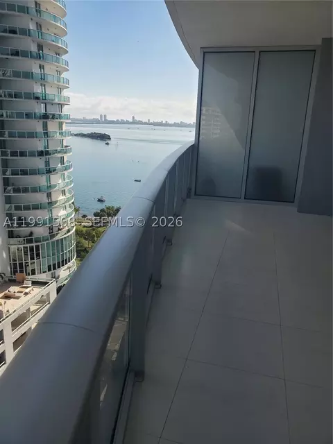 488 NE 18th St #1805, Miami, FL 33132