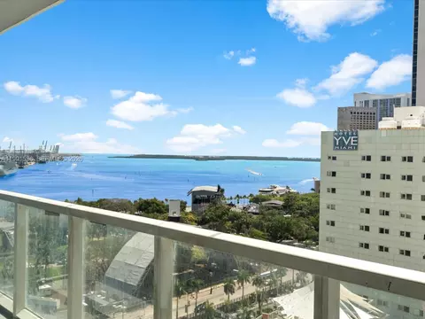 244 Biscayne Blvd #1605, Miami, FL 33132