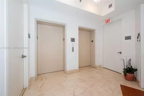 16001 Collins Ave #1005, Sunny Isles Beach, FL 33160