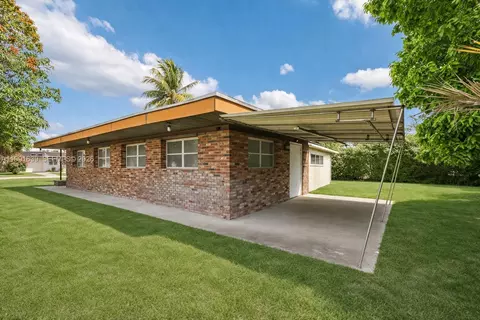 Exterior - 272 W 46th St, Hialeah, FL 33012 photo 8 of 8