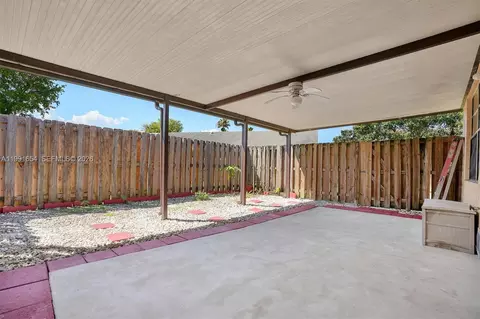 Other - 6723 NW 188th Ter, Hialeah, FL 33015 photo 6 of 8