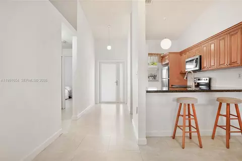 Entry Way - 6723 NW 188th Ter, Hialeah, FL 33015 photo 1 of 1