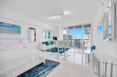 475 Brickell Ave #5010, Miami, FL 33131