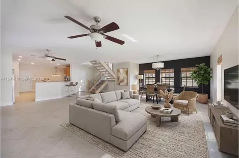 2916 Hidden Harbour Ct, Fort Lauderdale, FL 33312