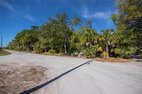 900 G Rd, La Belle, FL 33935 photo 3