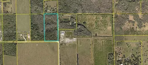 900 G Rd, La Belle, FL 33935
