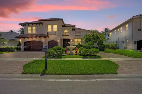 730 Leigh Palm Ave, Plantation, FL 33324