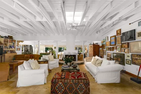 346 Gulf Rd, Key Biscayne, FL 33149 photo 2