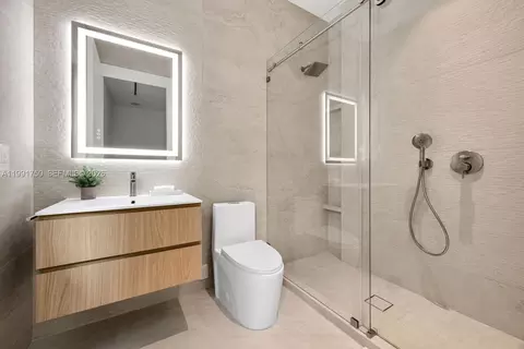 Bath - 7901 SW 120th St, Pinecrest, FL 33156 photo 12 of 12