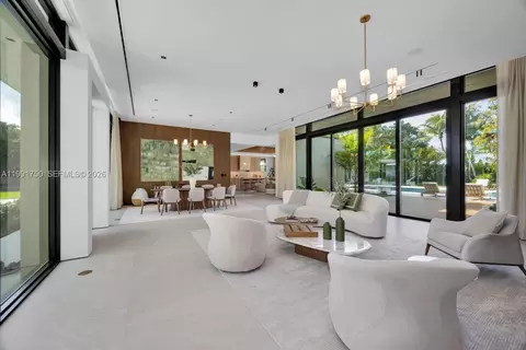 Living - 7901 SW 120th St, Pinecrest, FL 33156 photo 2 of 4