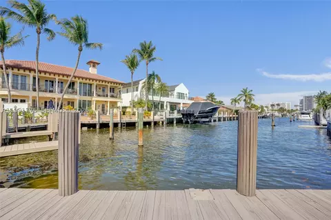 4100 Bayview Dr, Fort Lauderdale, FL 33308