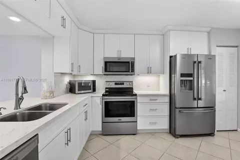901 SW 128th Ter #102A, Pembroke Pines, FL 33027