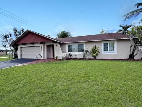 6802 SW 34th Ct, Miramar, FL 33023