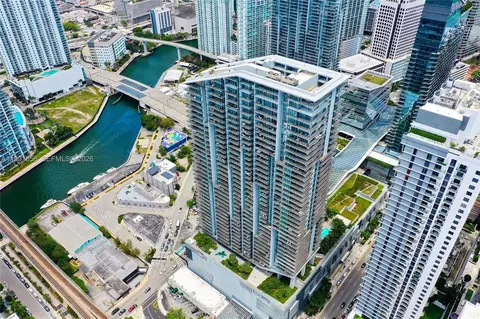 88 SW 7th St #904, Miami, FL 33130