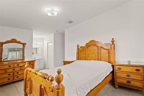 Bedroom - 317 E 3rd St #201, Hialeah, FL 33010 photo 5 of 8