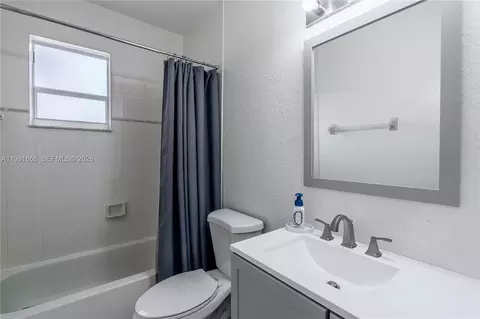Bath - 317 E 3rd St #201, Hialeah, FL 33010 photo 1 of 3
