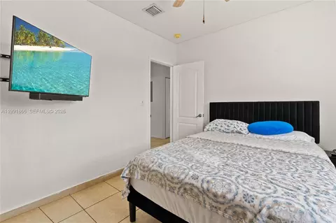 Bedroom - 317 E 3rd St #201, Hialeah, FL 33010 photo 1 of 8