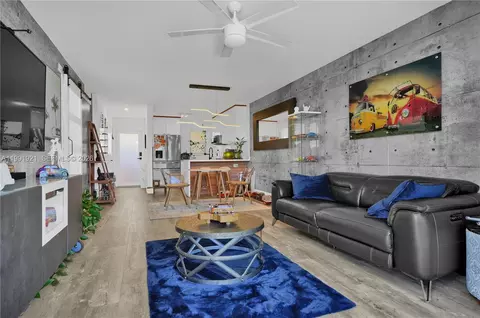 8900 Washington Blvd #320, Pembroke Pines, FL 33025