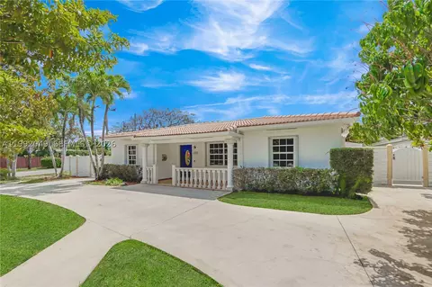 6810 SW 51 St, Miami, FL 33155