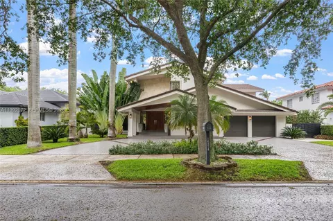 16214 NW 82nd Pl, Miami Lakes, FL 33016